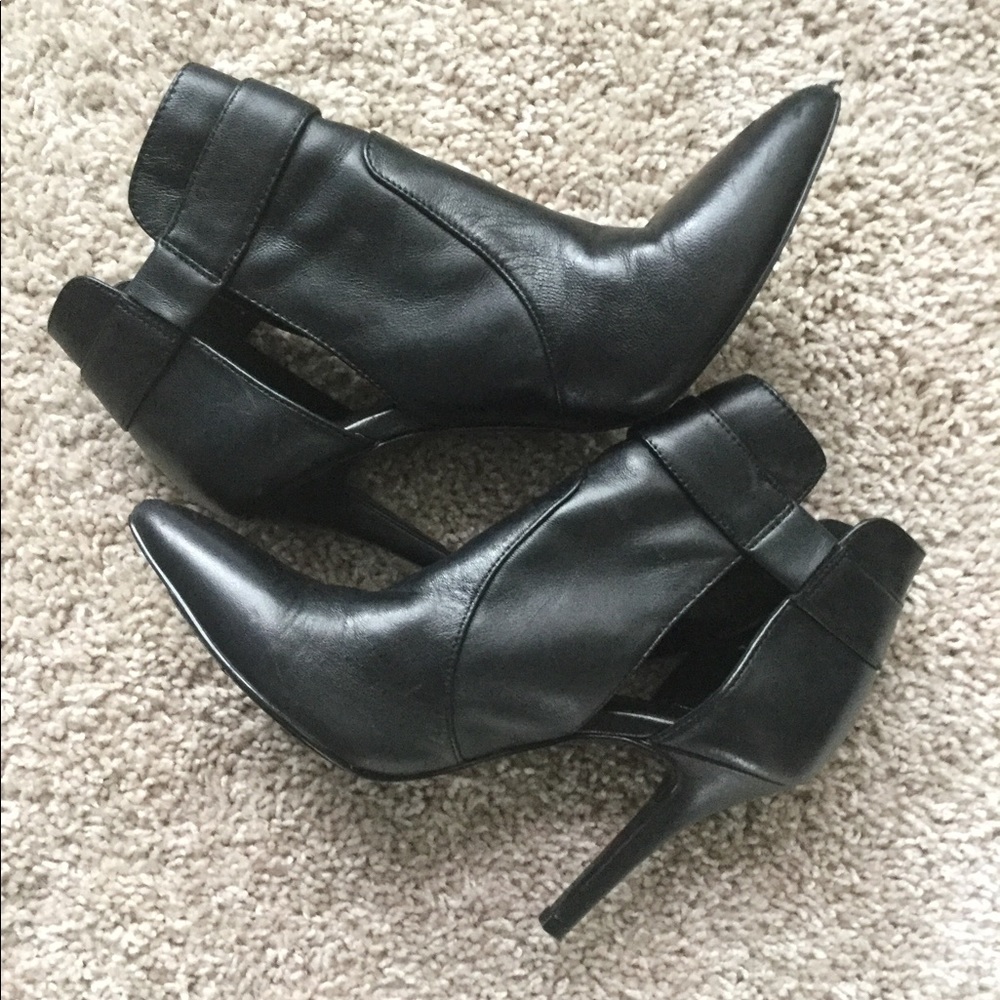🔥🔥HOST PIC🔥🔥Nine West Booties